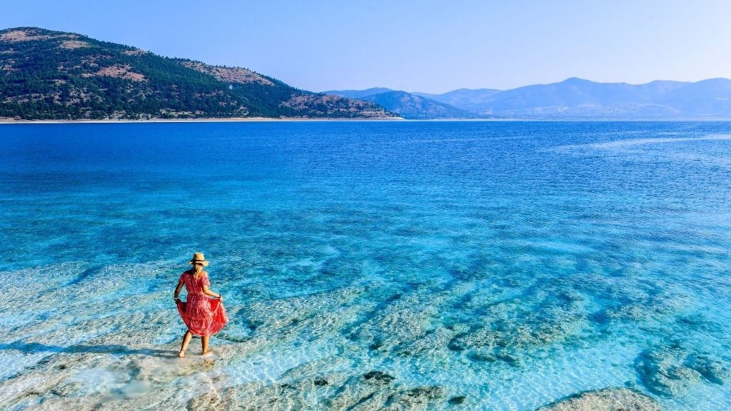 Crystal clear turquoise waters of Lake Salda during Antalya Lake Salda and Pamukkale Tour