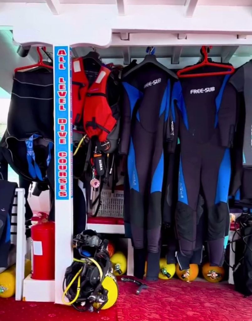 Belek scuba diving tour professional BCD regulators wetsuits diving equipment provided