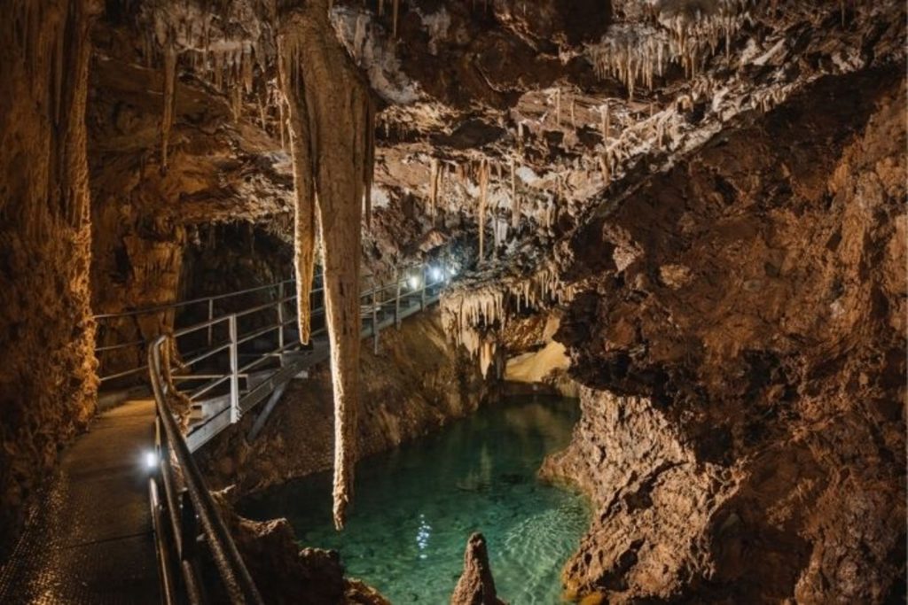 Alanya Altınbesik Cave Tour Feature