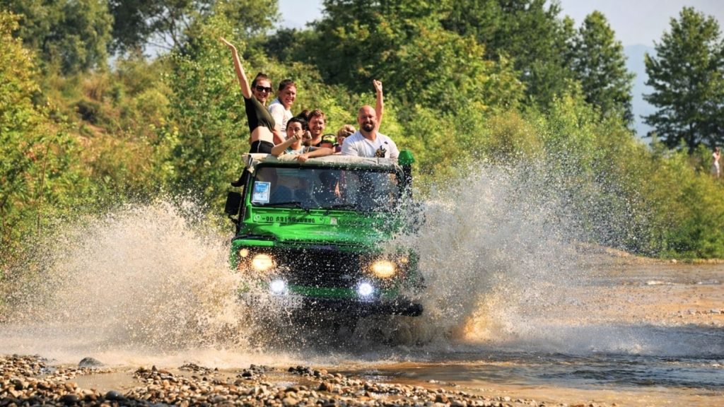 Belek jeep safari river crossing water splash off-road adventure Taurus Mountains