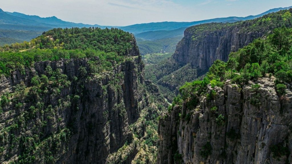Breathtaking deep cliffs of Tazi Canyon in the Taurus Mountains during Antalya Tazi Canyon Jeep Safari and Rafting Tour